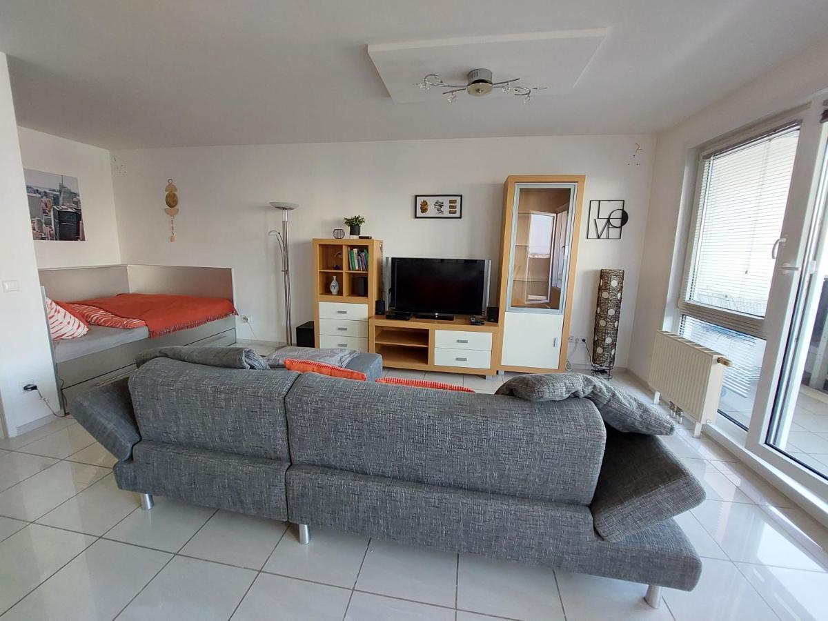 Tower Apartment With Private Terrace Next To Uno Wien Ngoại thất bức ảnh