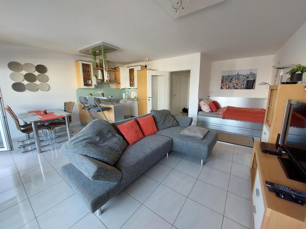 Tower Apartment With Private Terrace Next To Uno Wien Ngoại thất bức ảnh