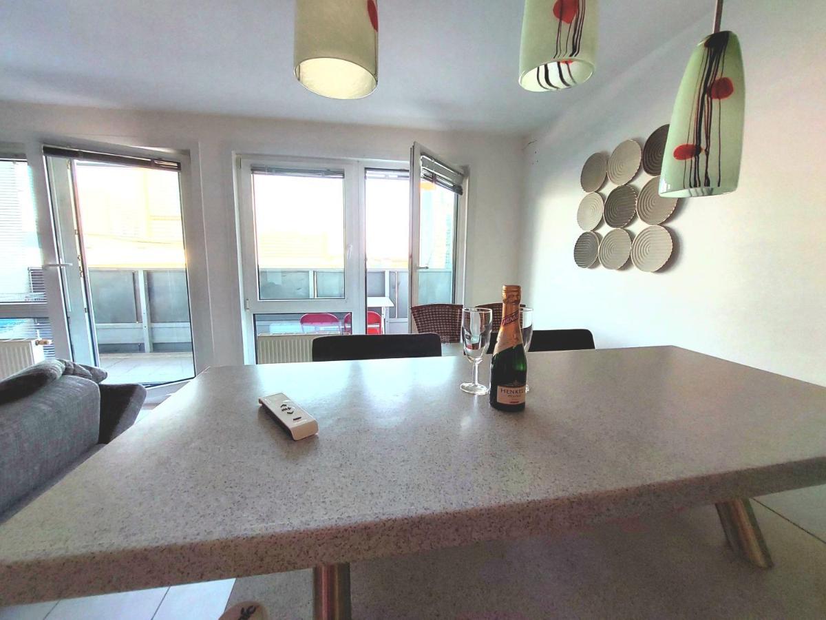 Tower Apartment With Private Terrace Next To Uno Wien Ngoại thất bức ảnh